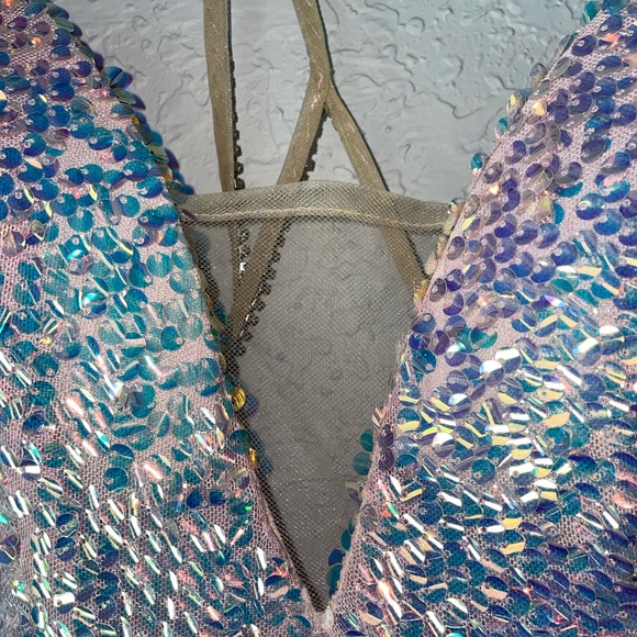 Amazing condition - Picture 3 of 9